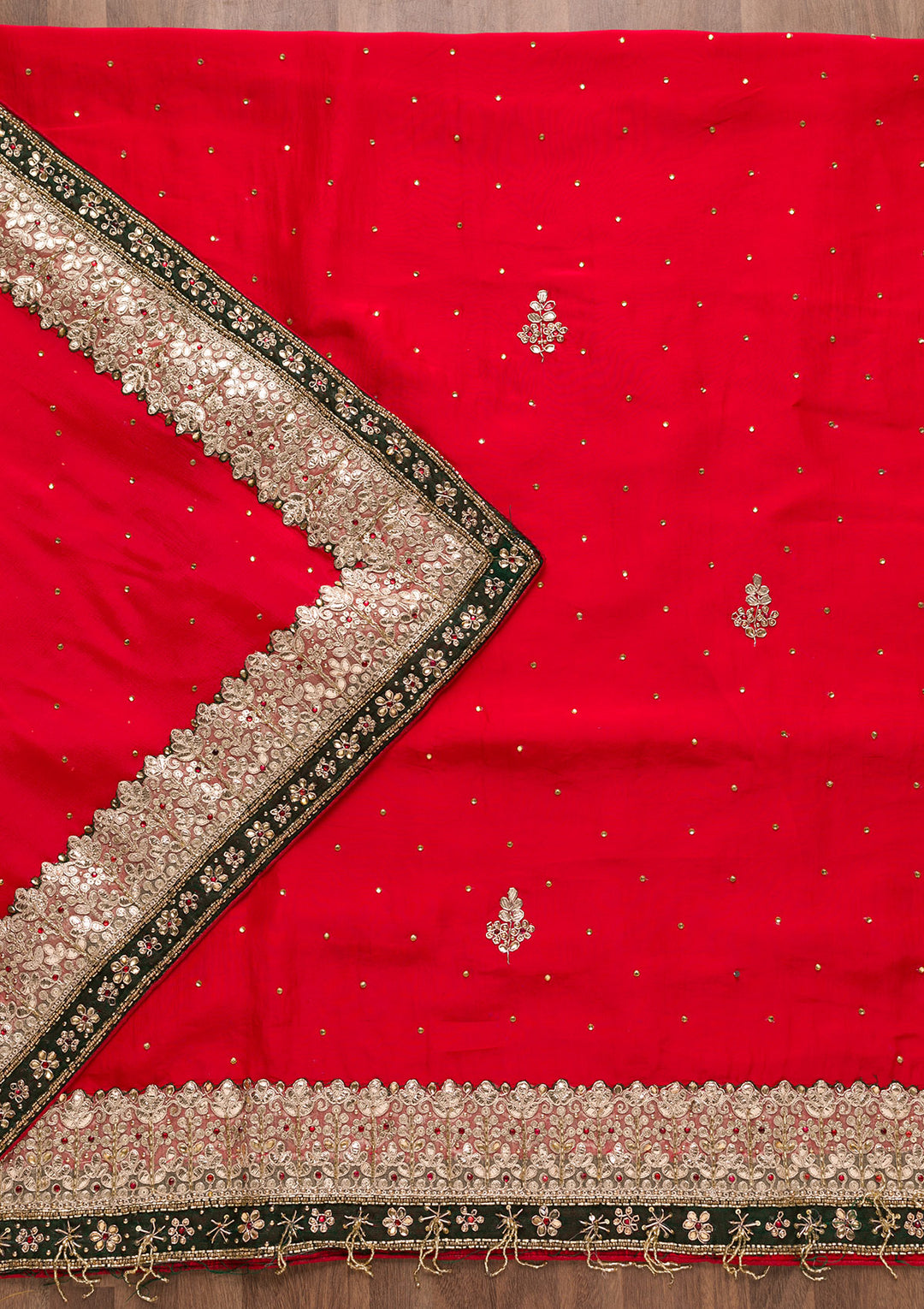 Maroon Gotapatti Semi Crepe Unstitched Salwar Suit