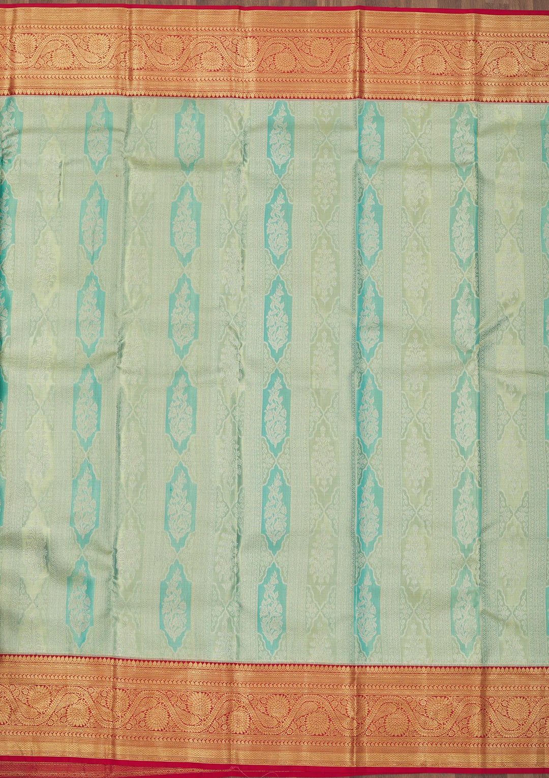 Sea Green Zariwork Pure Silk Saree