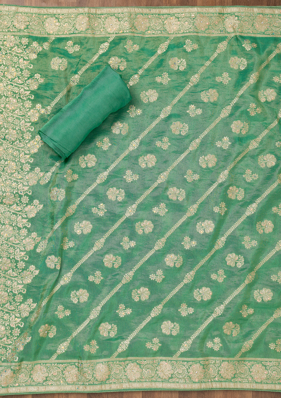 Sea Green Zariwork Semi Crepe Unstitched Salwar Suit