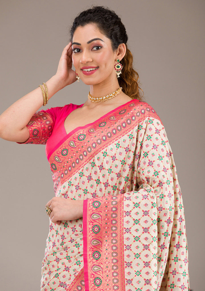 White Zariwork Banarasi Silk Saree-Koskii