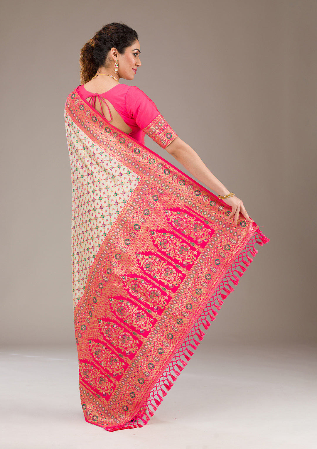 White Zariwork Banarasi Silk Saree-Koskii