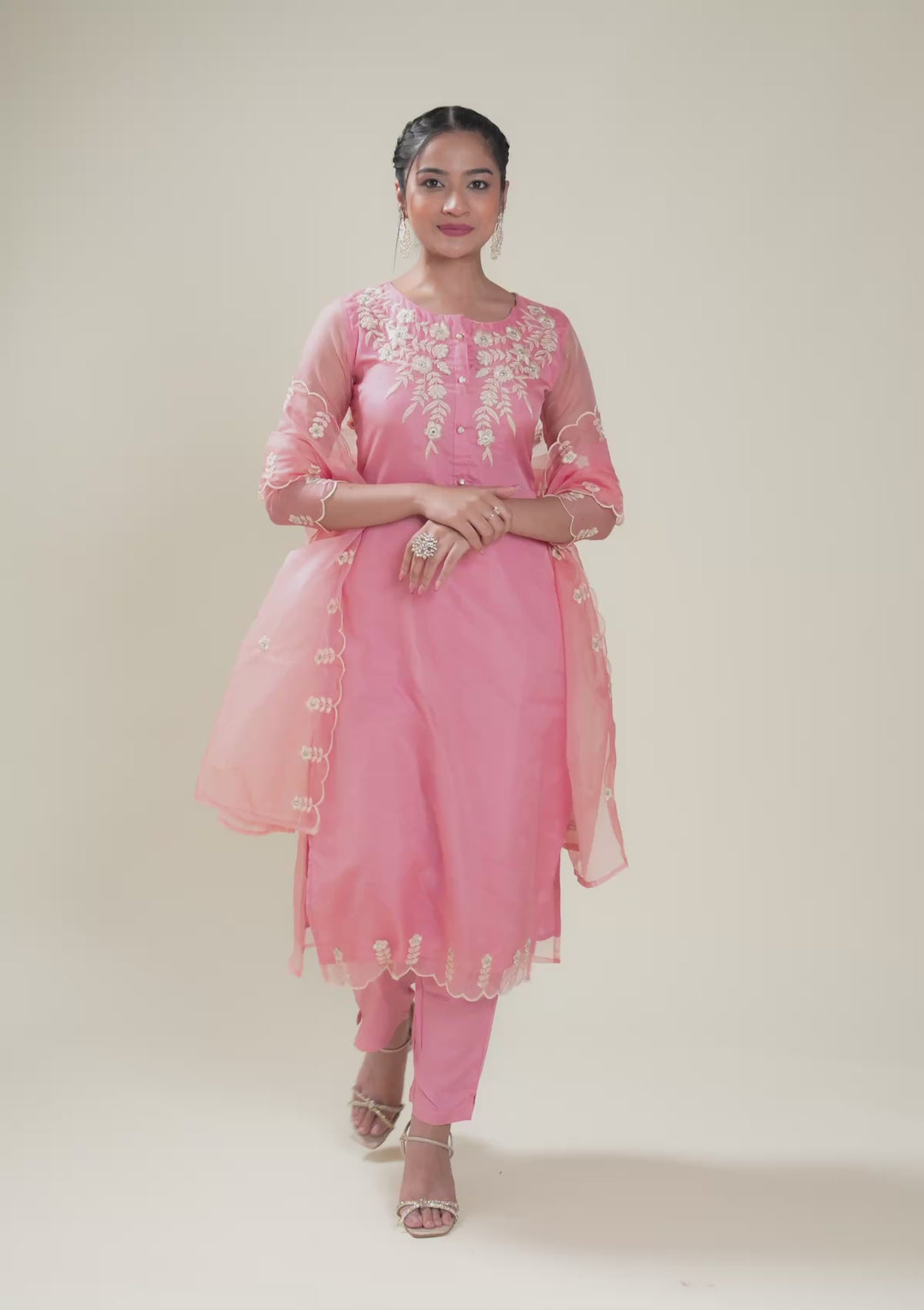 Peach Threadwork Chiffon Readymade Salwar Suit
