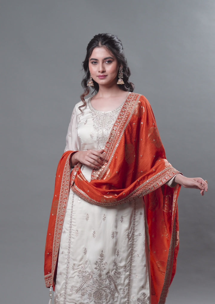 Off White Zariwork Semi Crepe Readymade Salwar Suit