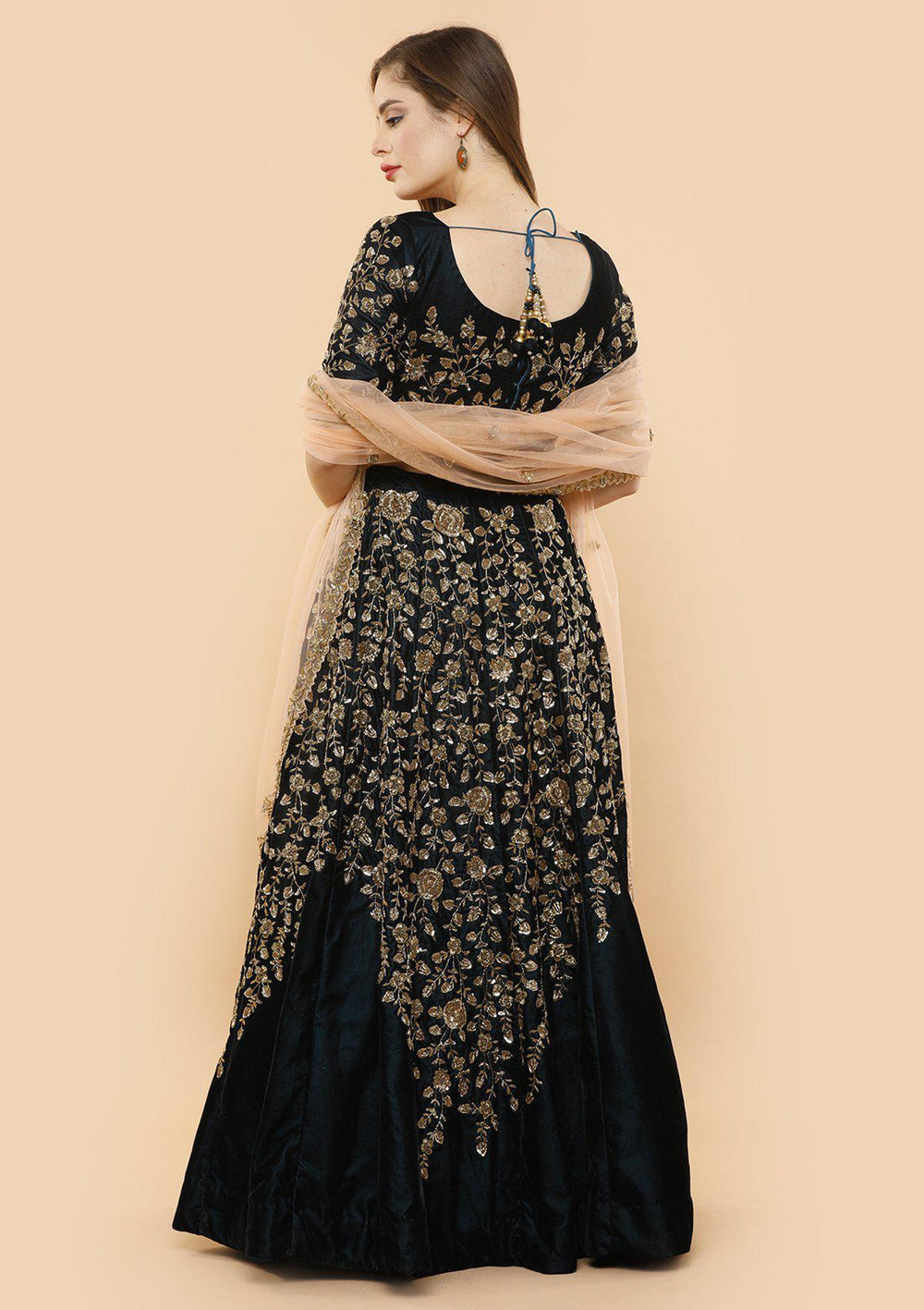 koskii forest green zari velvet bridal lehenga-Koskii