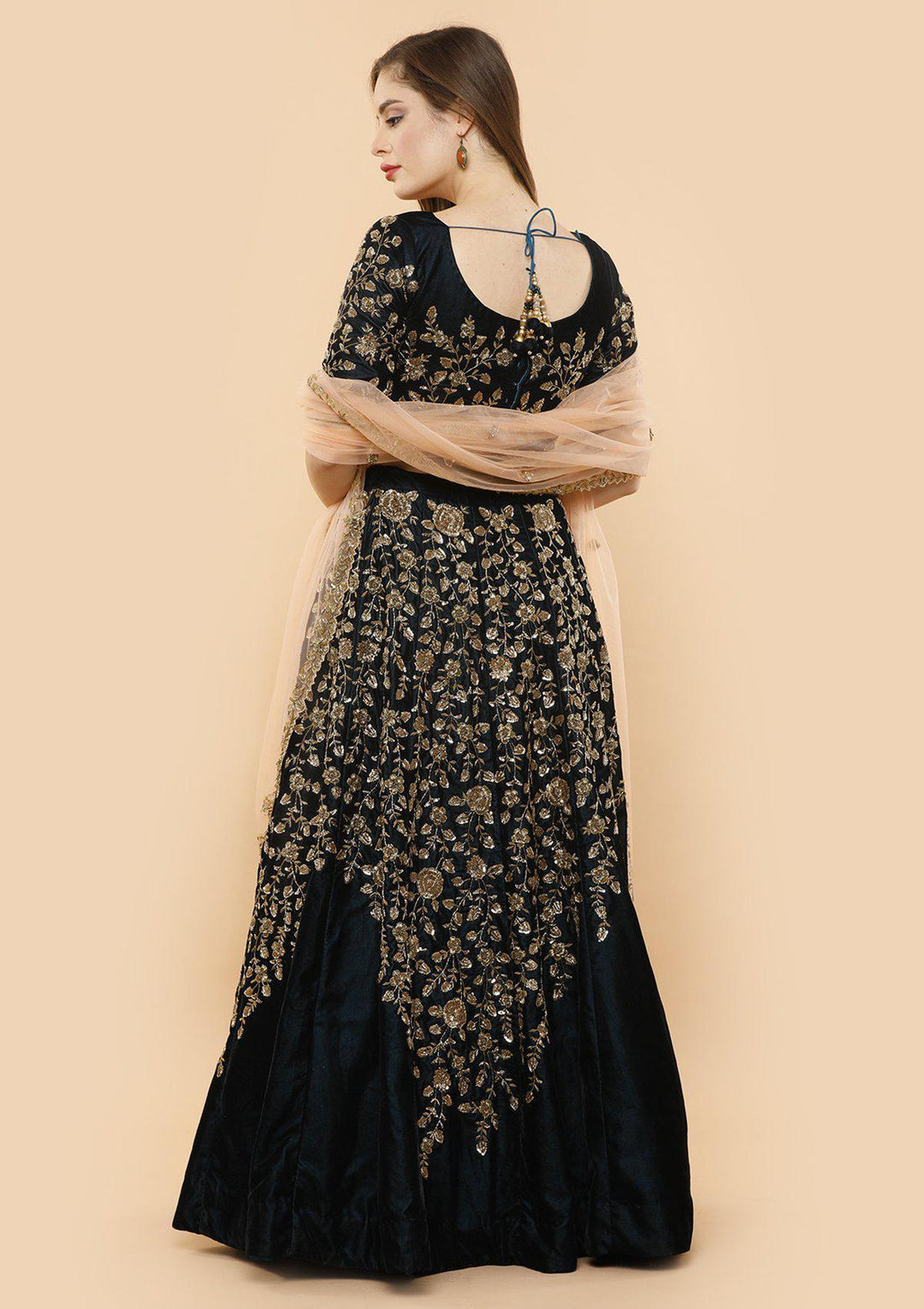 koskii forest green zari velvet bridal lehenga-Koskii