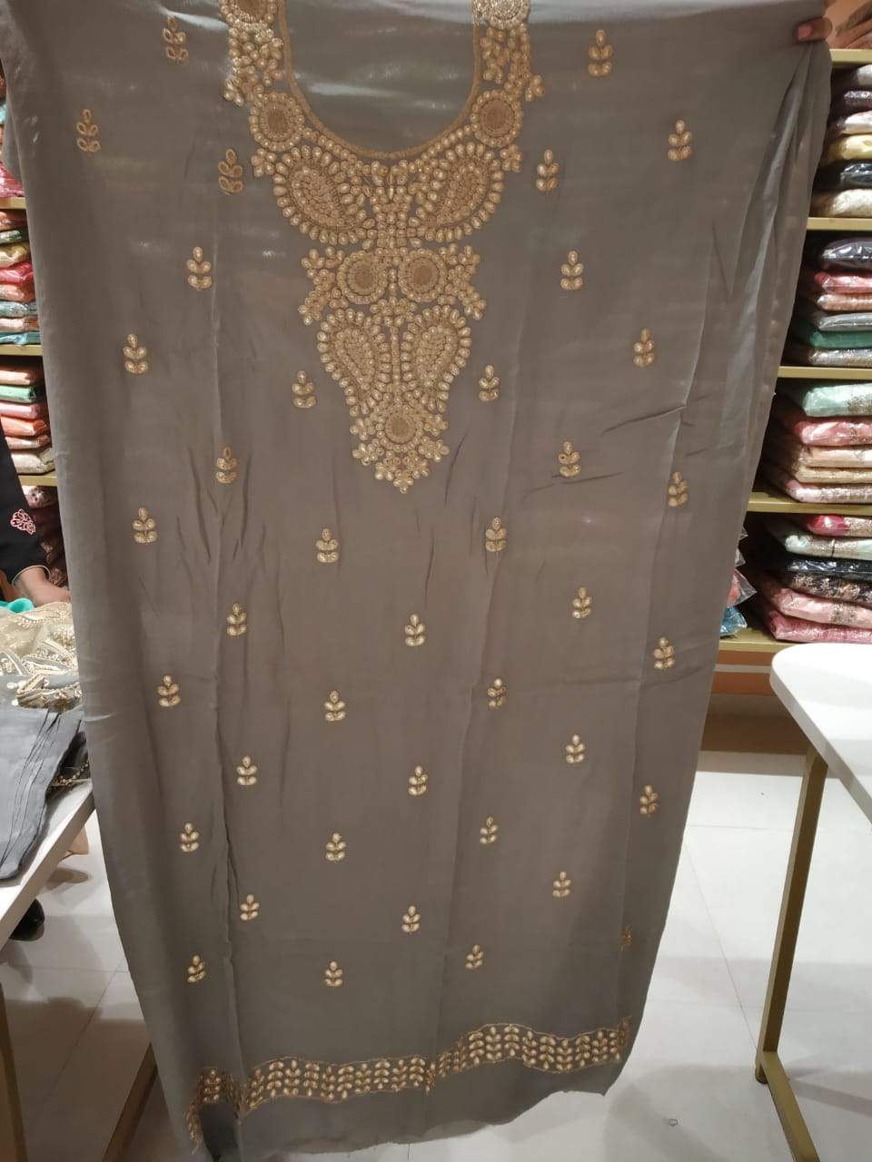 Salwar Suit-Koskii