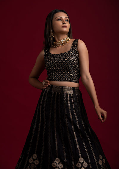 Black Gotapatti Banarasi Designer Semi-Stitched Lehenga - koskii