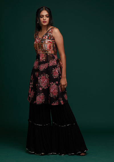 Black Threadwork Georgette Designer Salwar Suit - Koskii