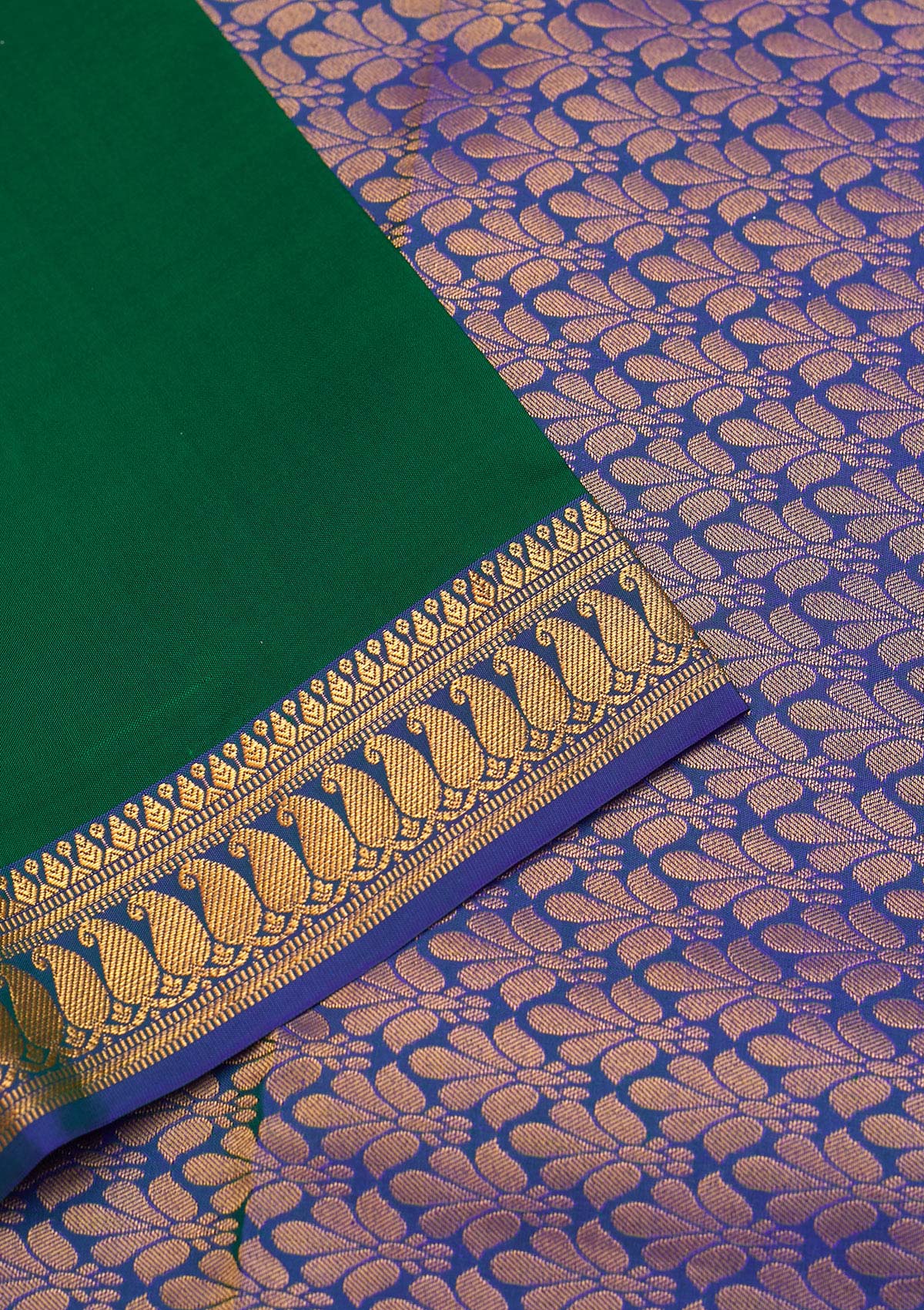 Bottle Green Zariwork Pure Silk Saree - Koskii