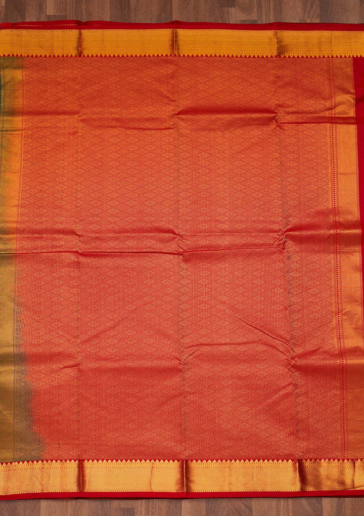 Bottle Green Zariwork Pure Silk Saree - Koskii