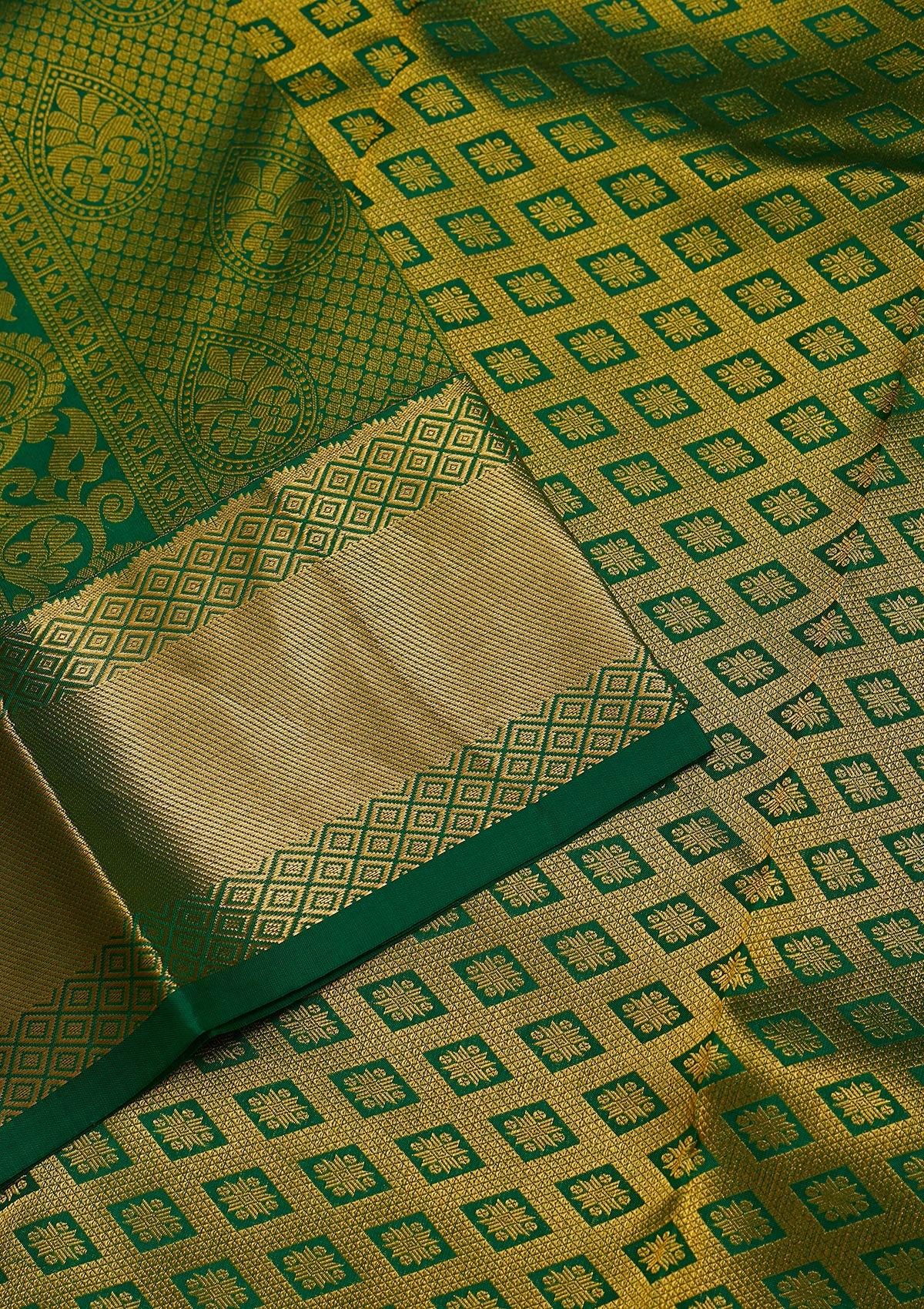 Bottle Green Zariwork Pure Silk Saree-Koskii