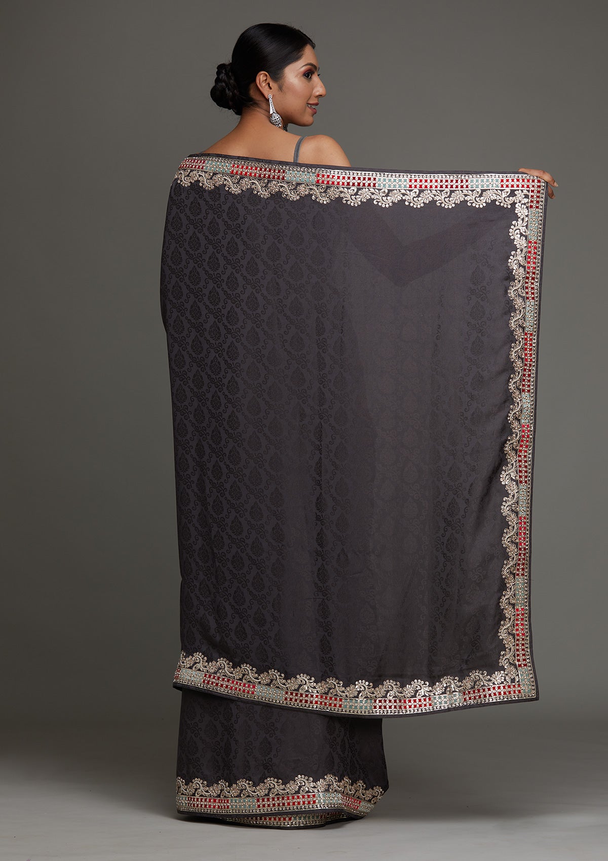 Grey Gotapatti Semi Crepe Saree - Koskii