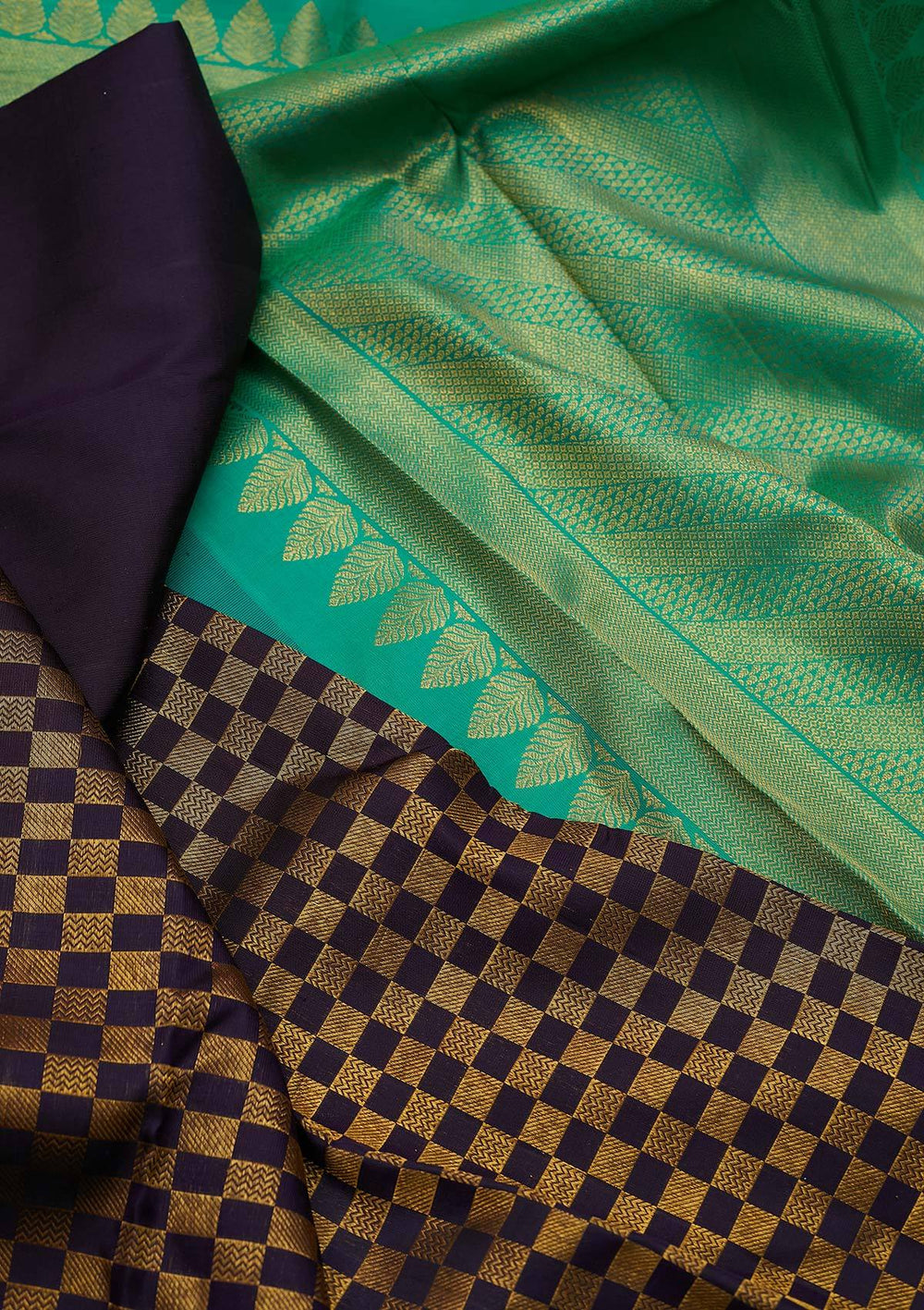Leaf Green Zariwork Pure Silk Designer Saree - koskii