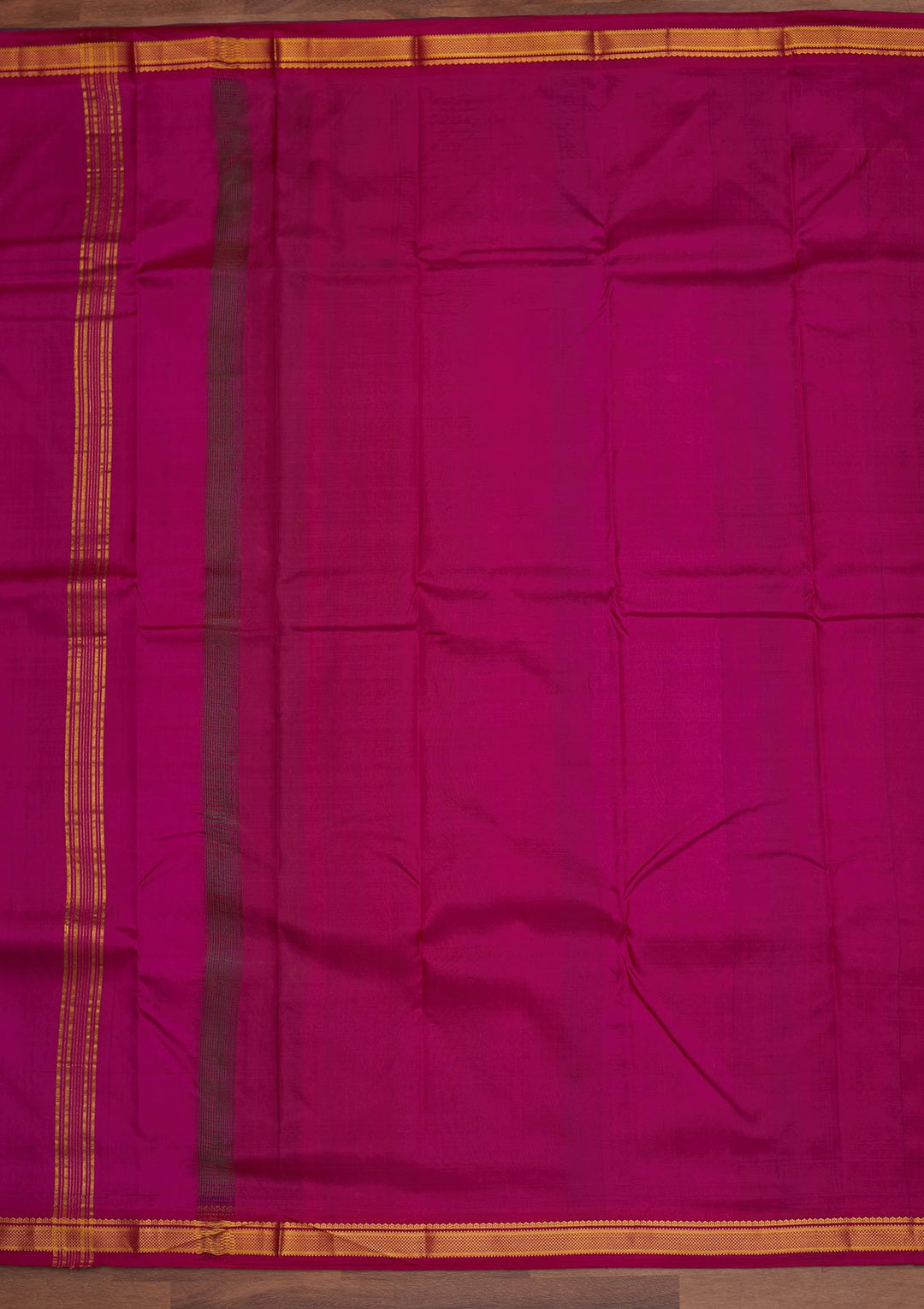 Leaf Green Zariwork Pure Silk Designer Saree - Koskii