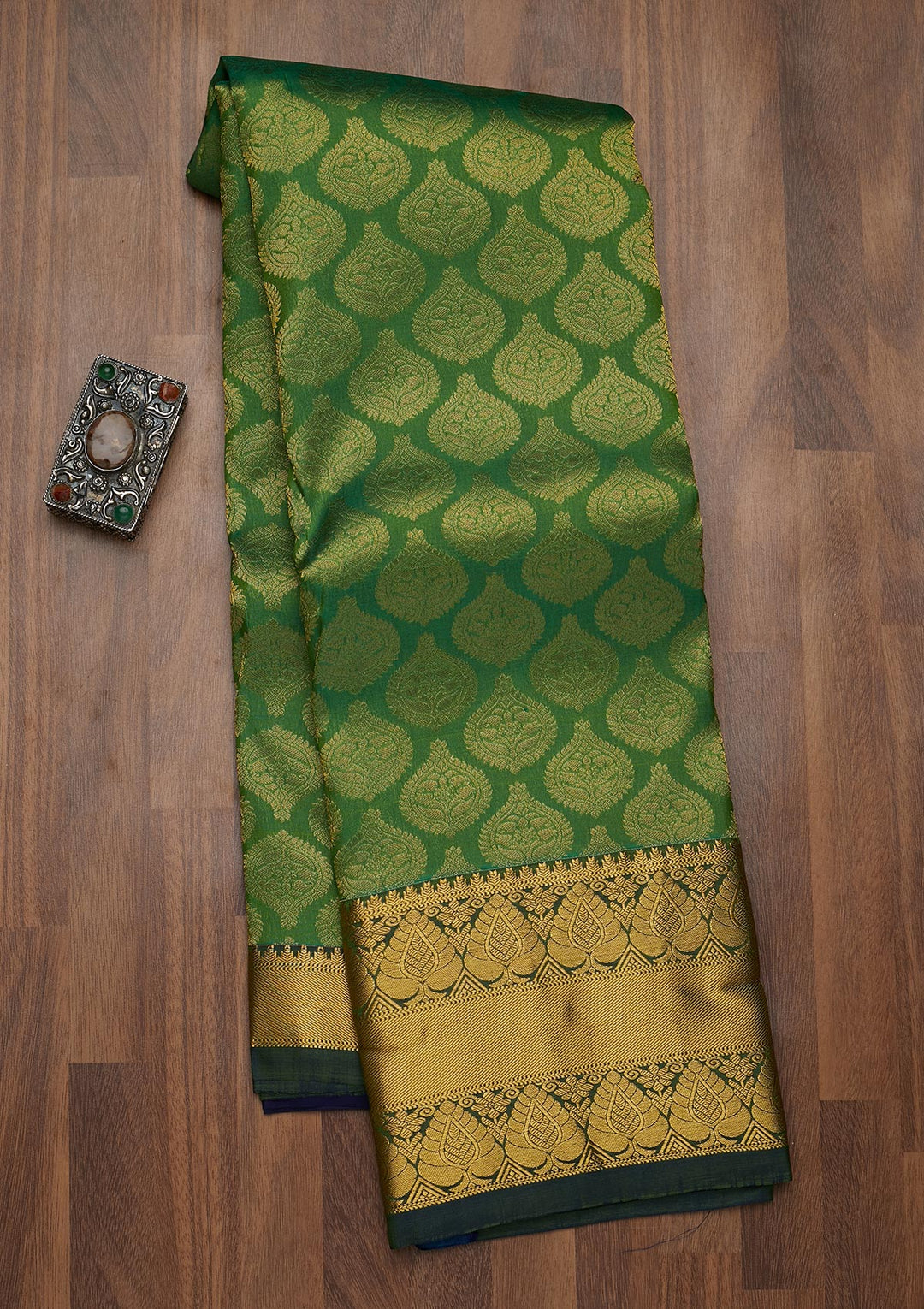Leaf Green Zariwork Pure Silk Saree-Koskii