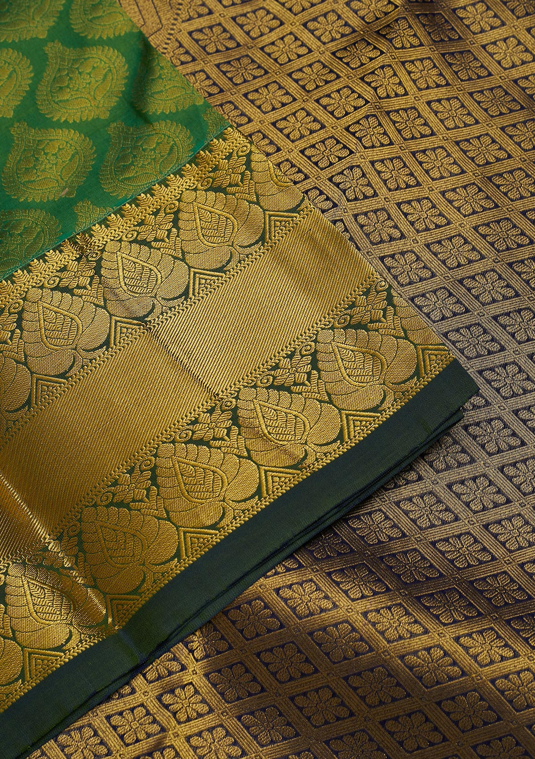 Leaf Green Zariwork Pure Silk Saree-Koskii