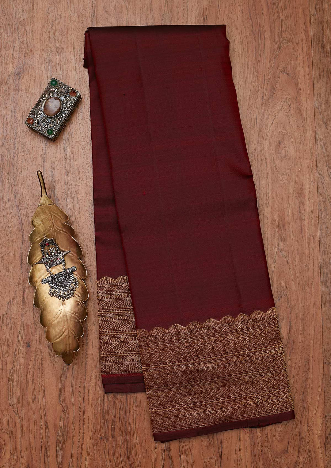 Maroon Zariwork Pure Silk Designer Unstitched Saree - Koskii