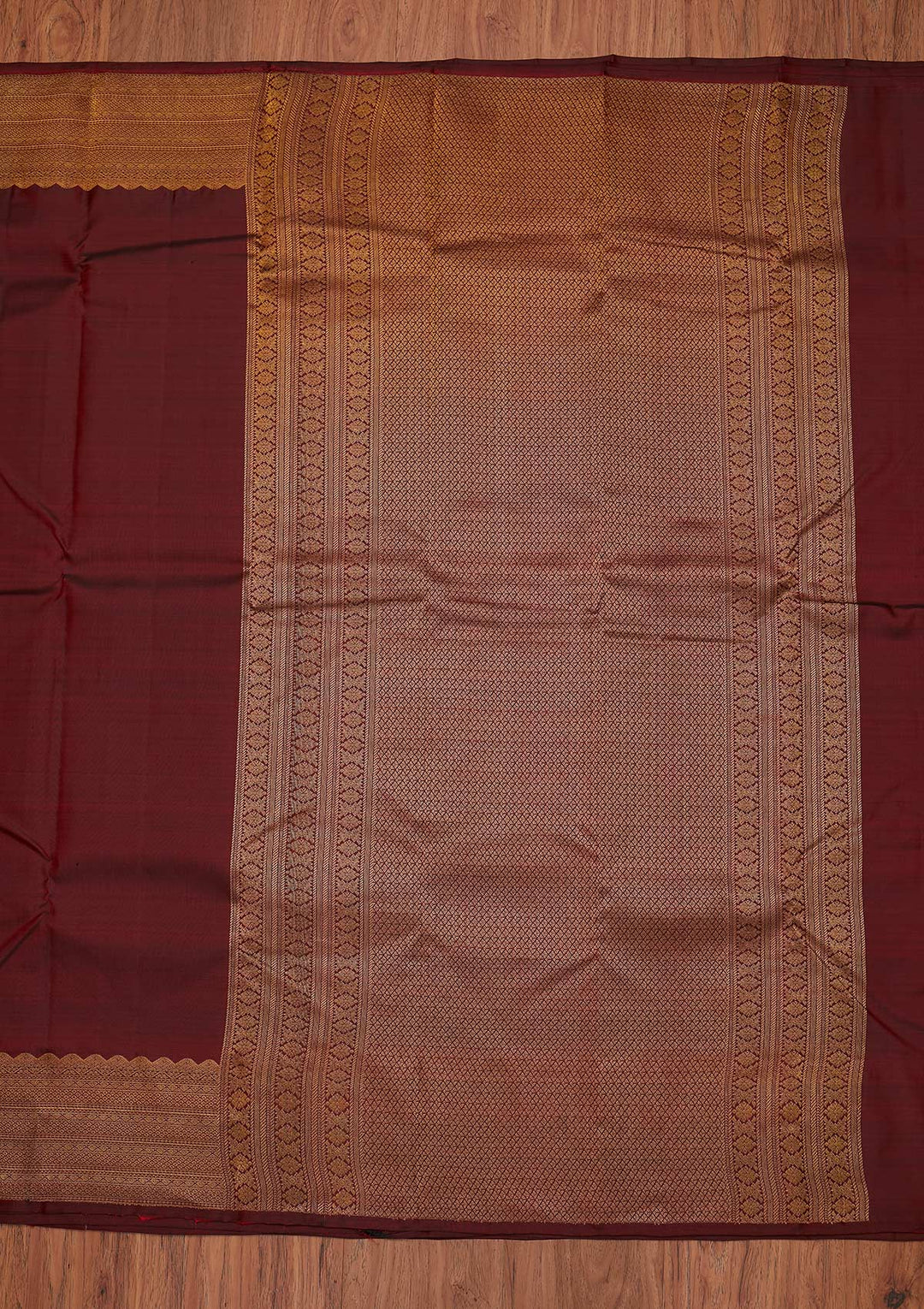 Maroon Zariwork Pure Silk Designer Unstitched Saree - Koskii
