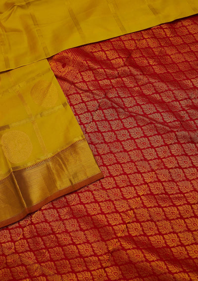 Parrot Green Zariwork Pure Silk Designer Saree - koskii
