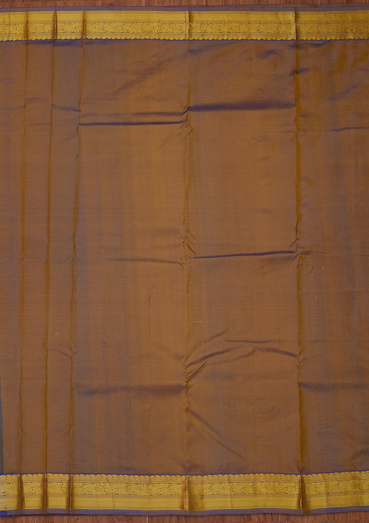 Parrot Green Zariwork Pure Silk Designer Unstitched Saree - Koskii