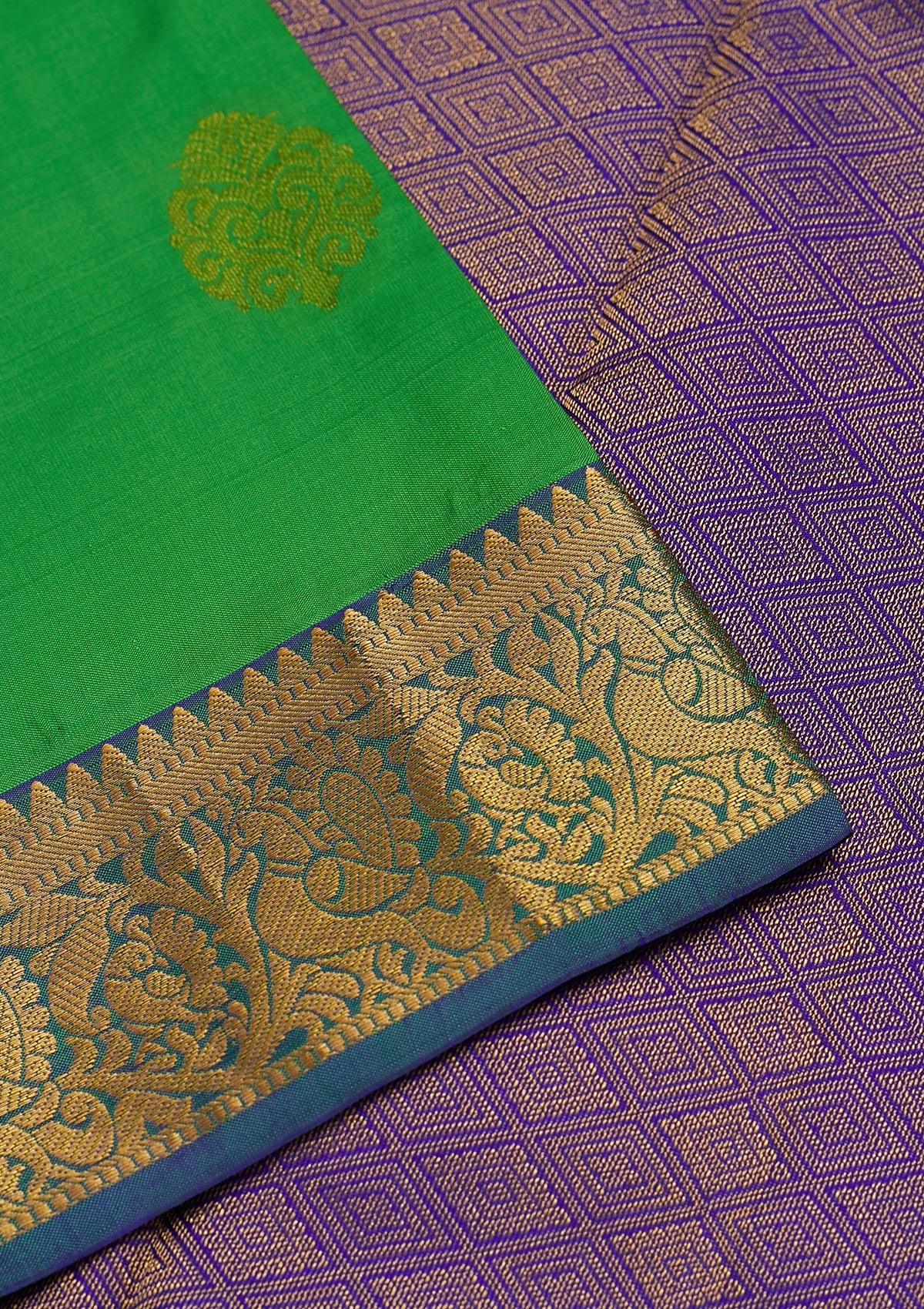 Parrot Green Zariwork Pure Silk Saree-Koskii