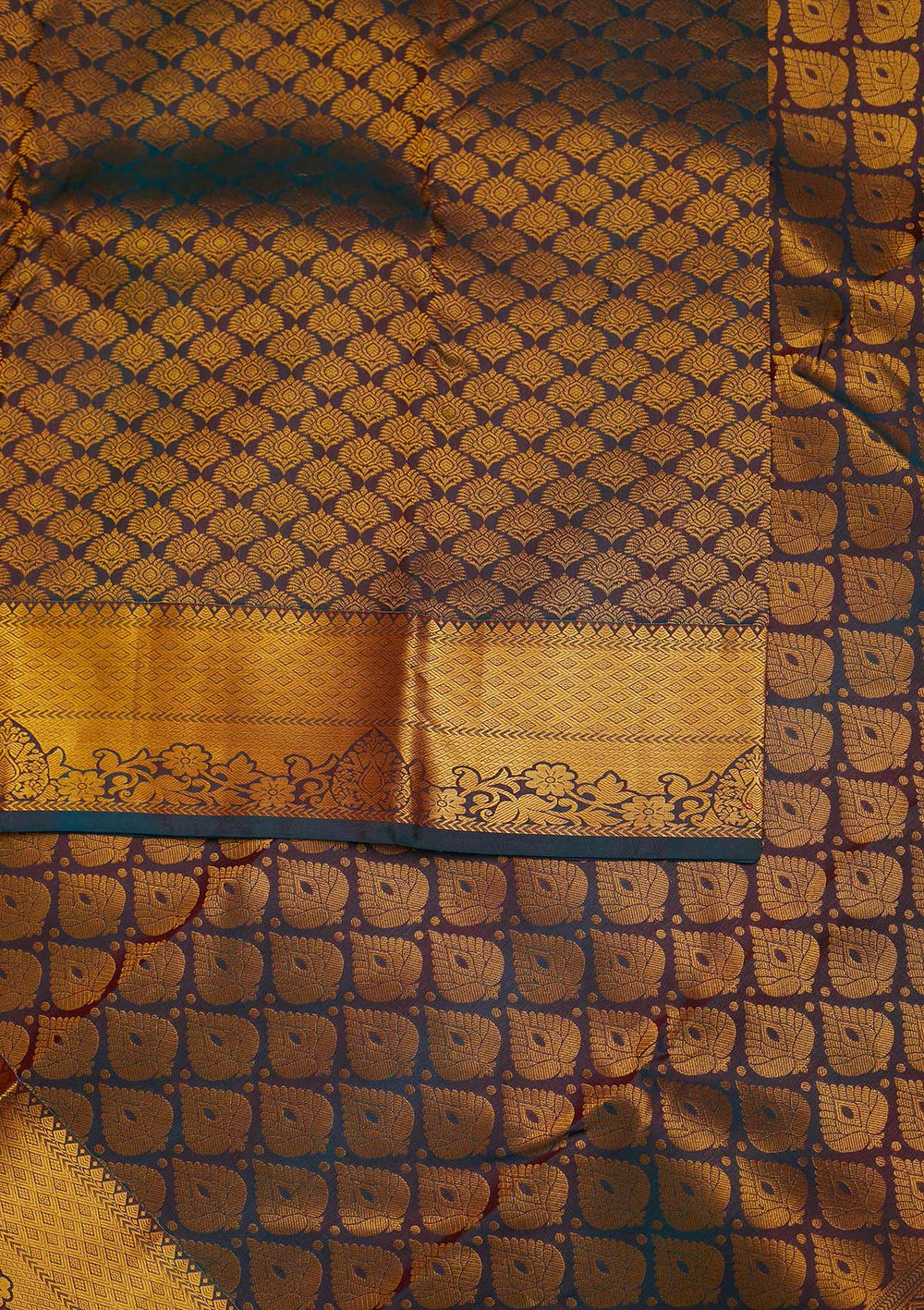 Peacock Green Zariwork Pure Silk Designer Saree - Koskii