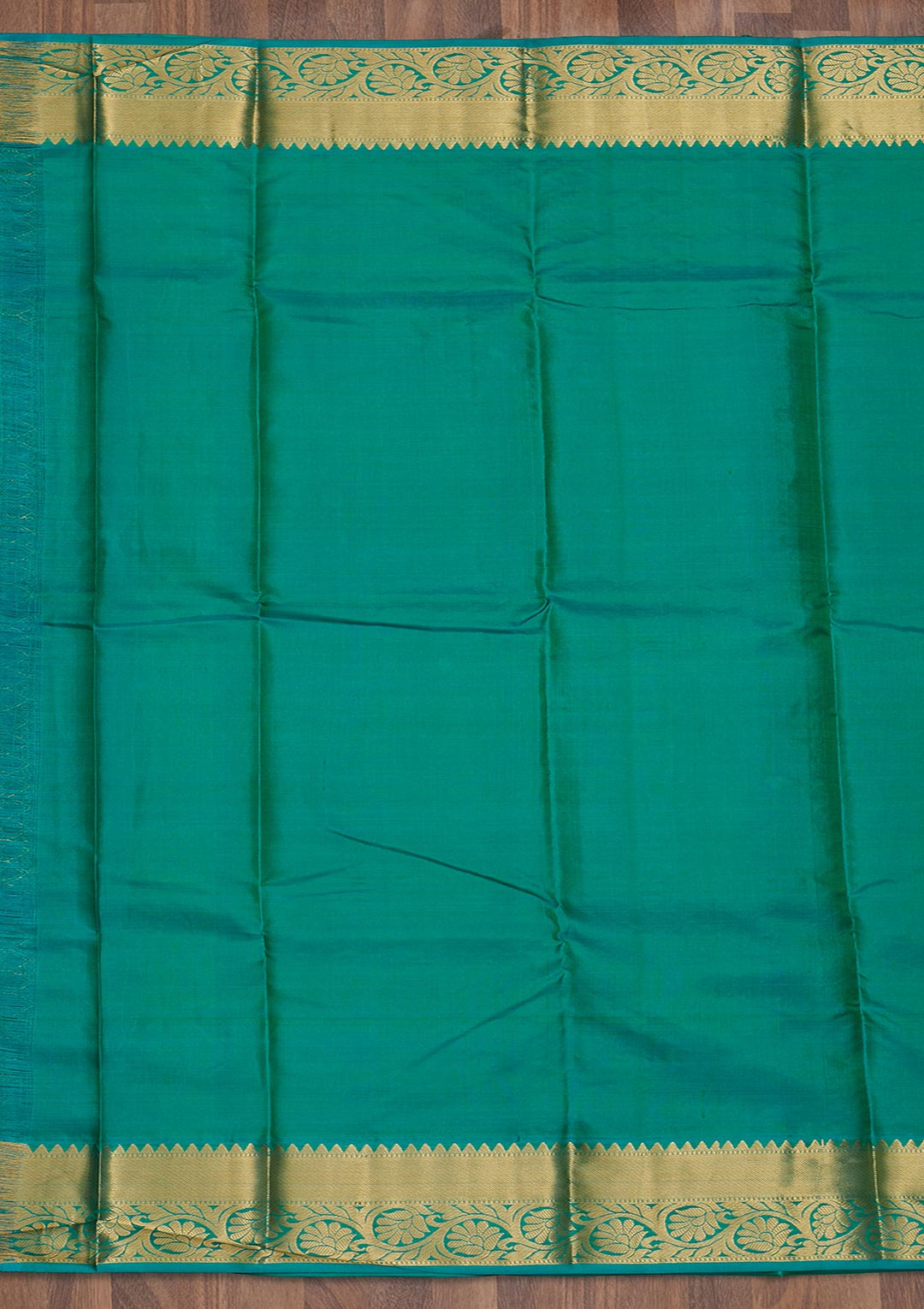 Parrot Green Zariwork Pure Silk Saree-Koskii
