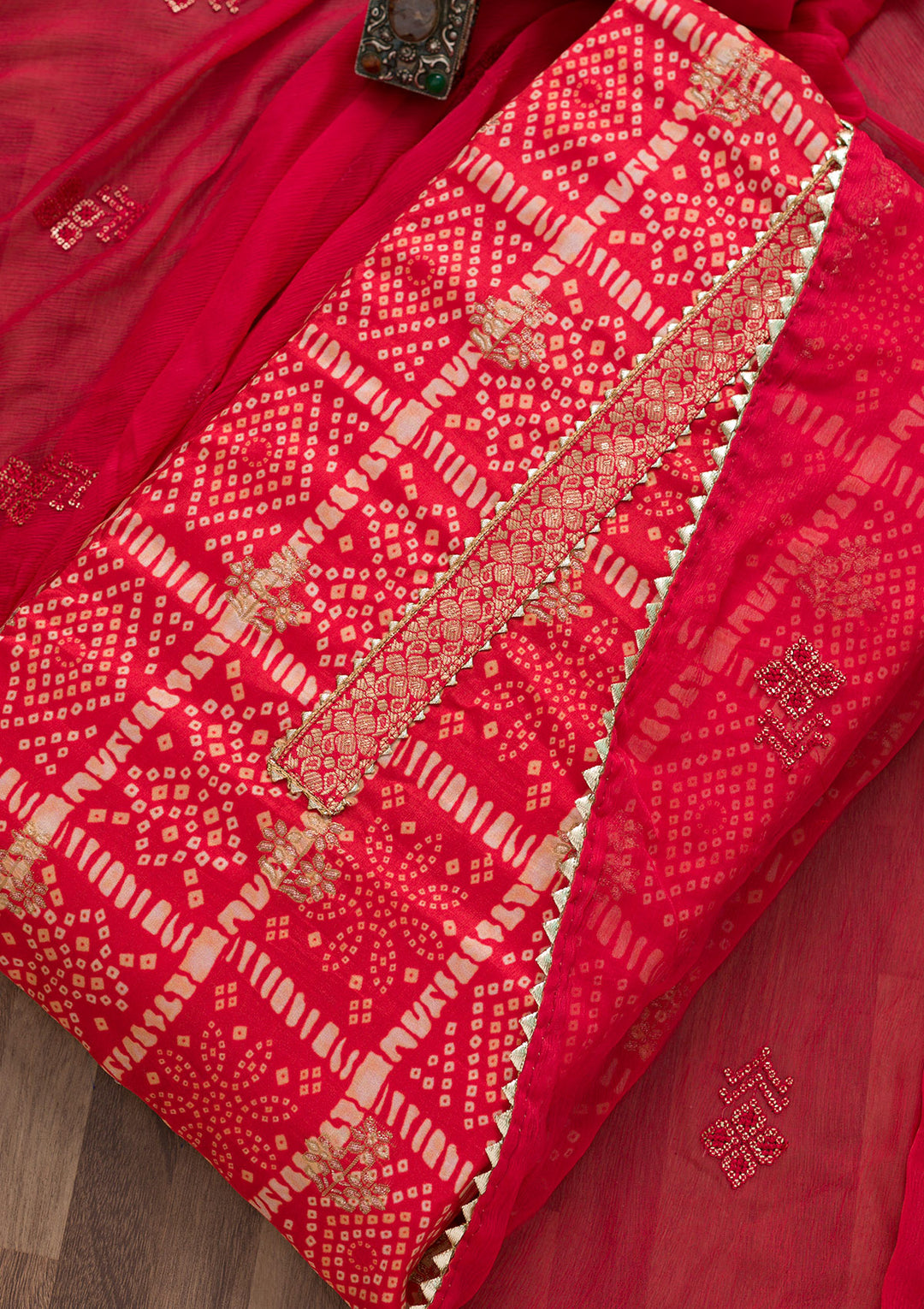 Red Bandhani Semi Crepe Unstitched Salwar Suit-Koskii