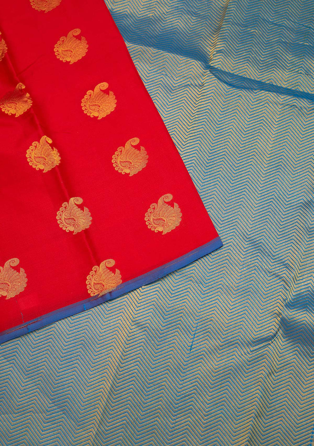 Red Zariwork Pure Silk Saree - Koskii