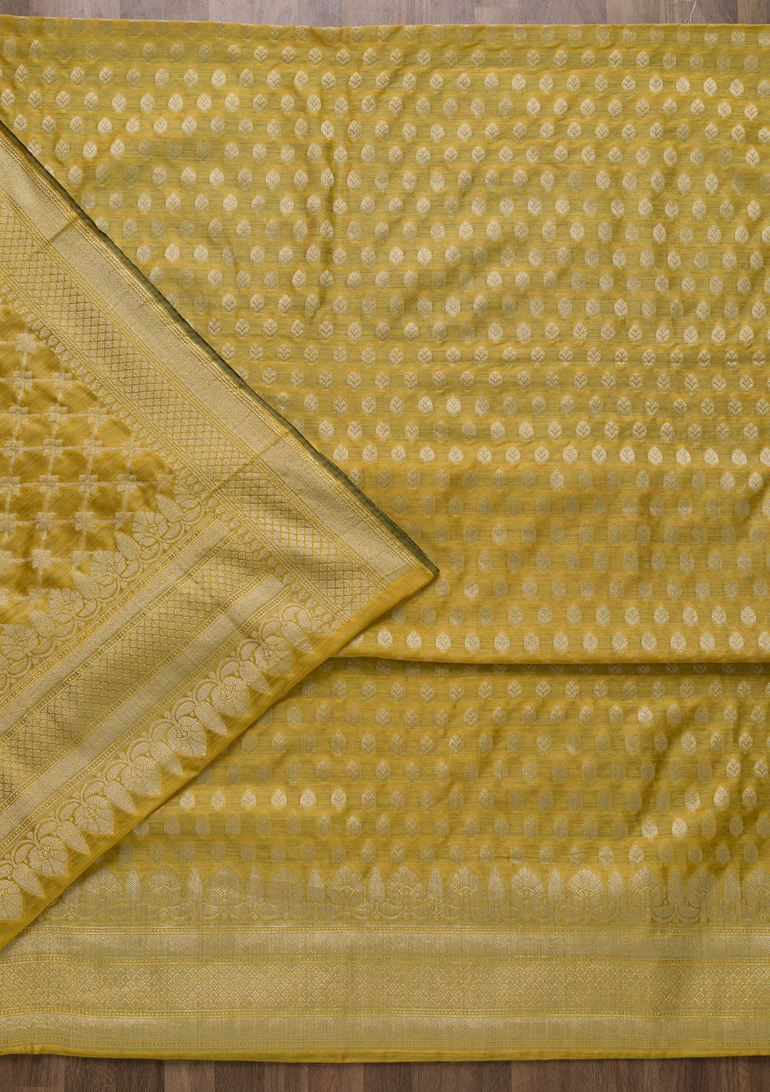 Yellow Zariwork Banarasi Unstitched Salwar Suit-Koskii